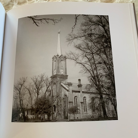 Country Churchyards by Eudora Welty. Book - Picture 8 of 11